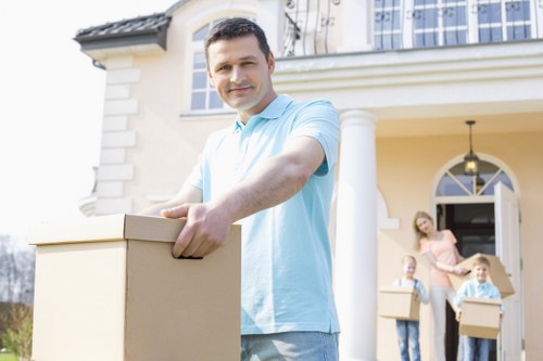 Preparing a Knightsbridge home for removal truck hire