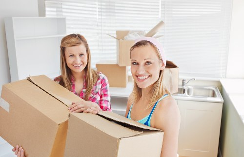 Careful transport of furniture and belongings in Knightsbridge